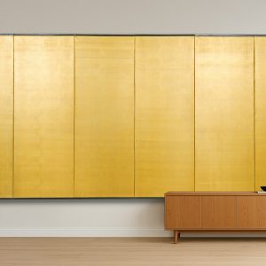 Golden screen