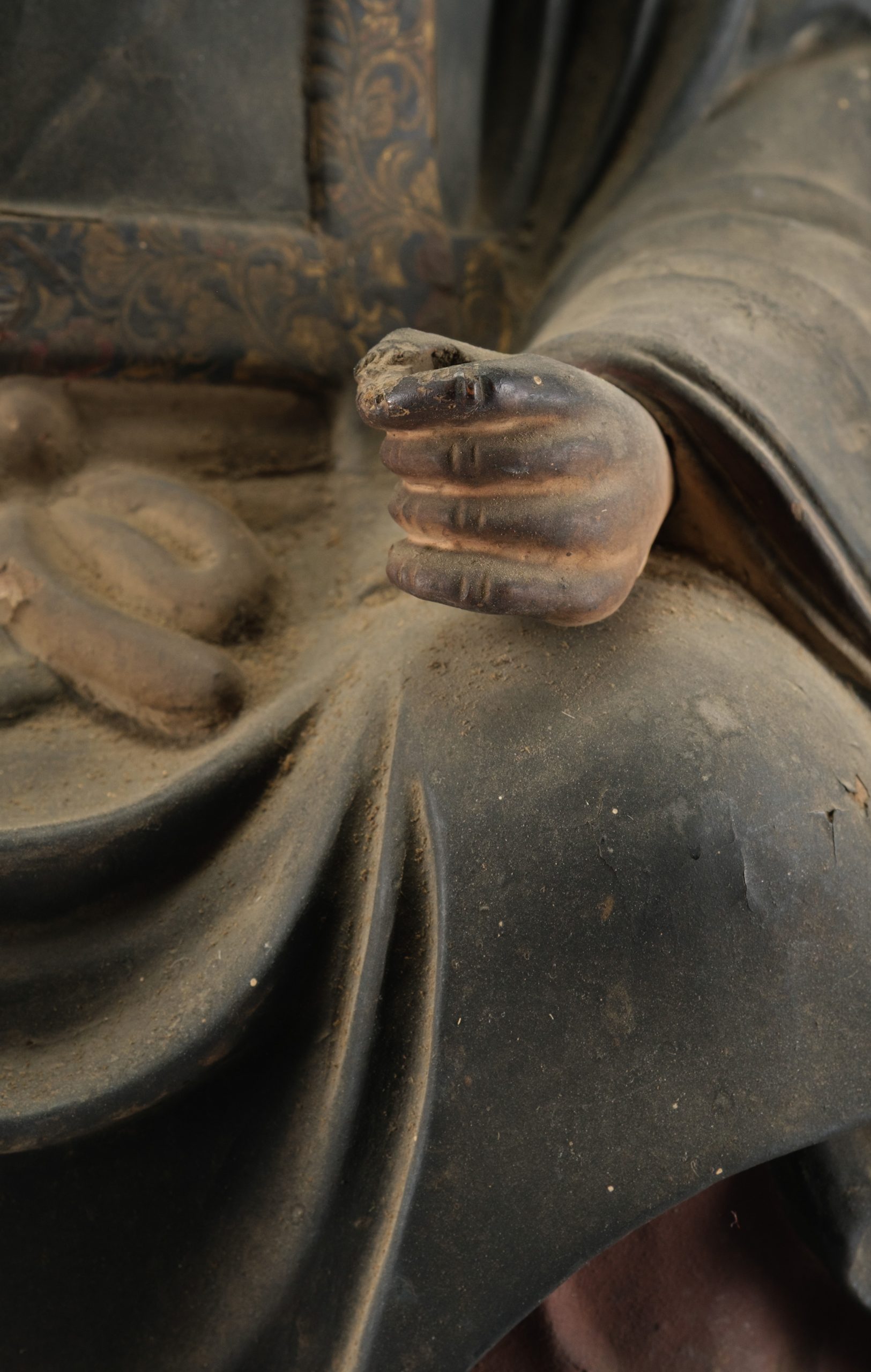 Figure of seated Rakan 羅漢 (arhat) - Image 11