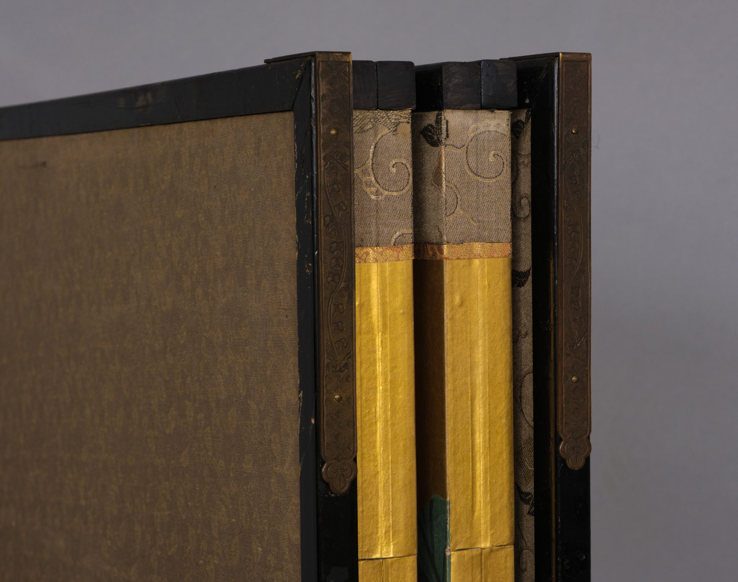 Tall 6-panel screen with spring landscape - Image 3