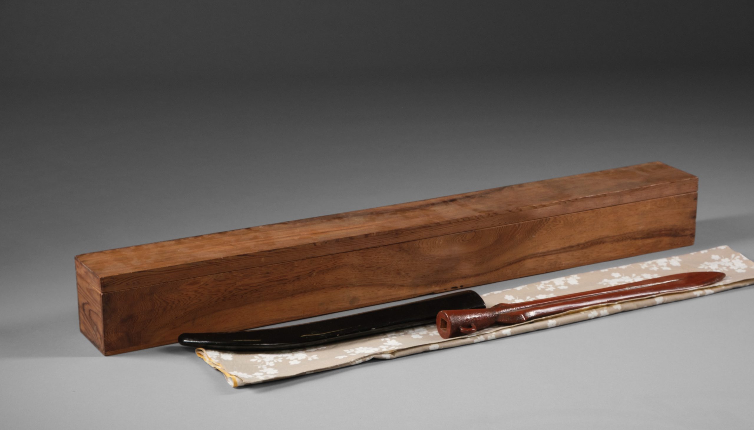 Japanese sword storage box 刀箱 (katana’bako) & 2 spear sheaths 槍鞘 (yari’saya) - Image 4
