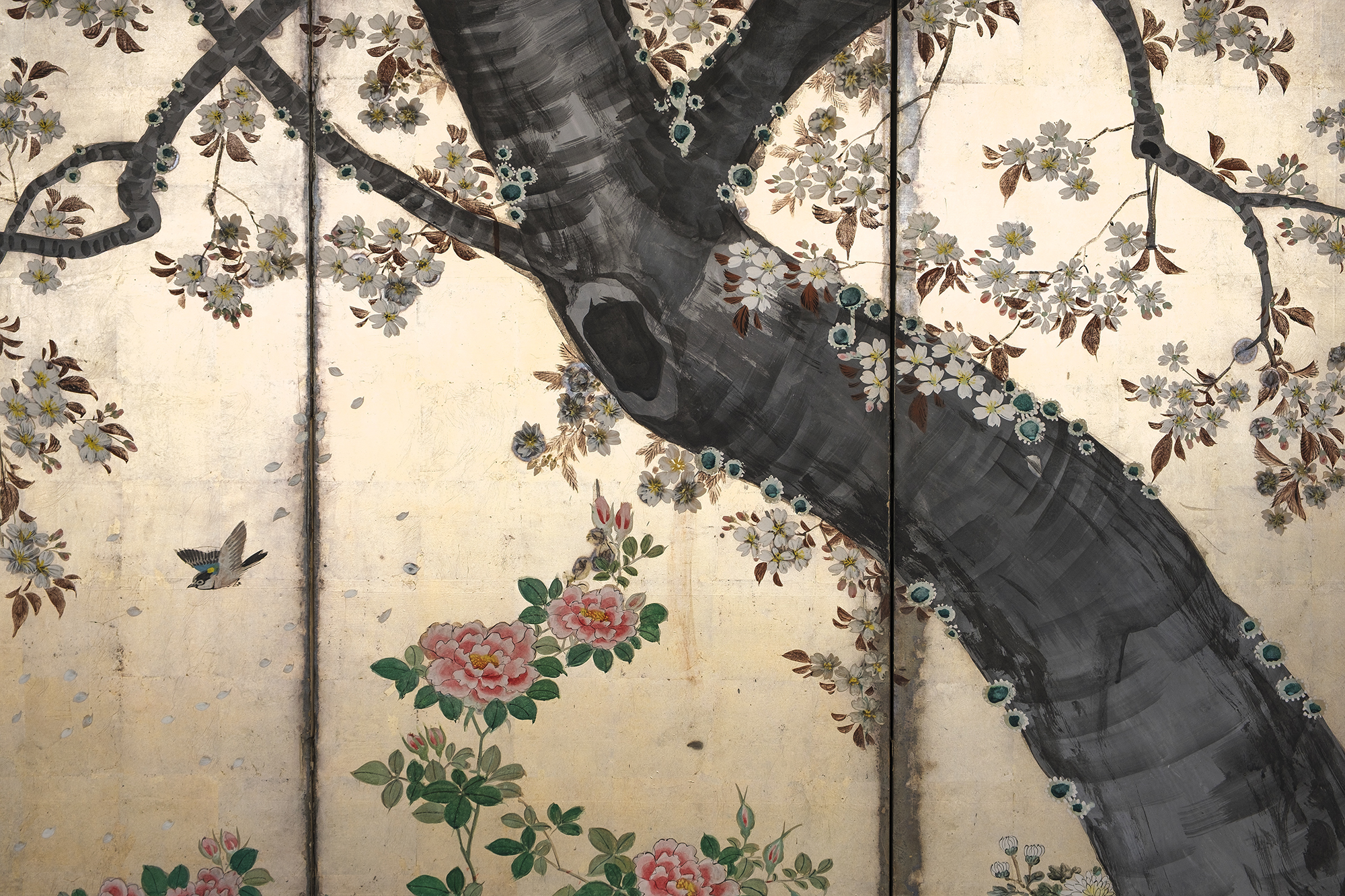 Superb folding screen spring garden on silver leaf - Image 7