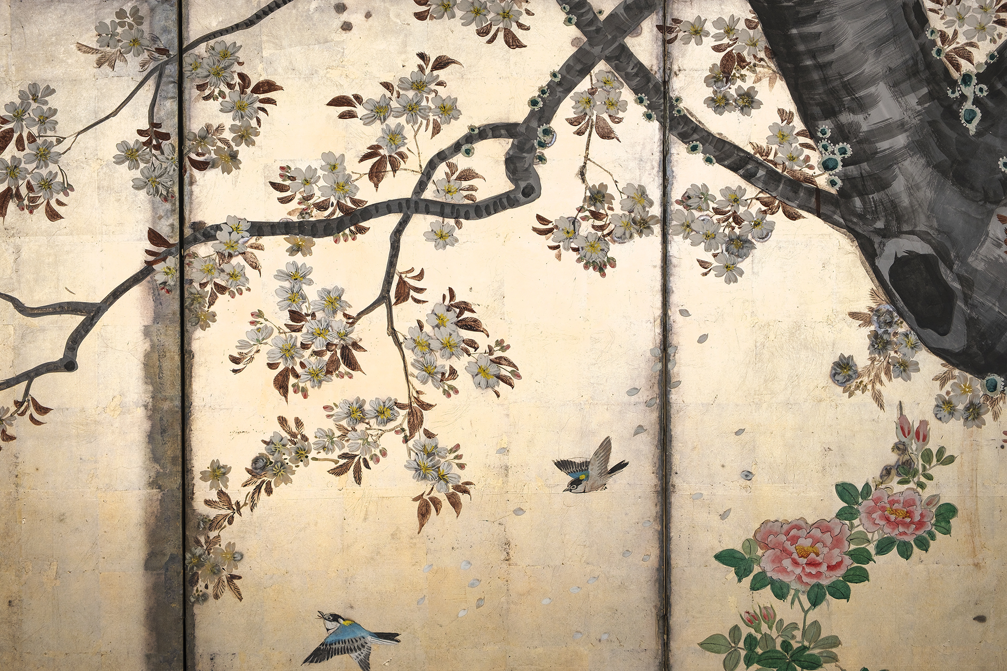 Superb folding screen spring garden on silver leaf - Image 8