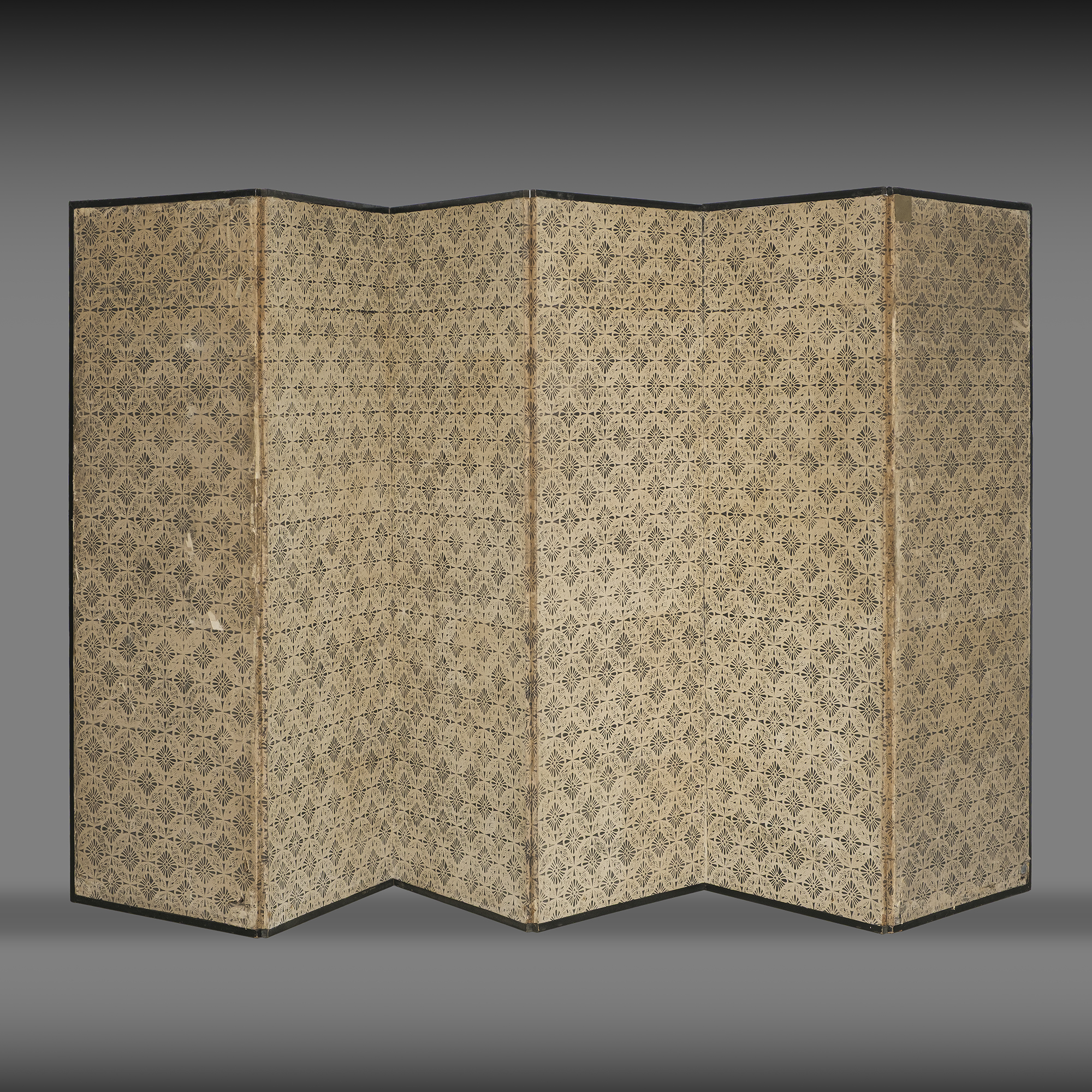 Superb folding screen spring garden on silver leaf - Image 13