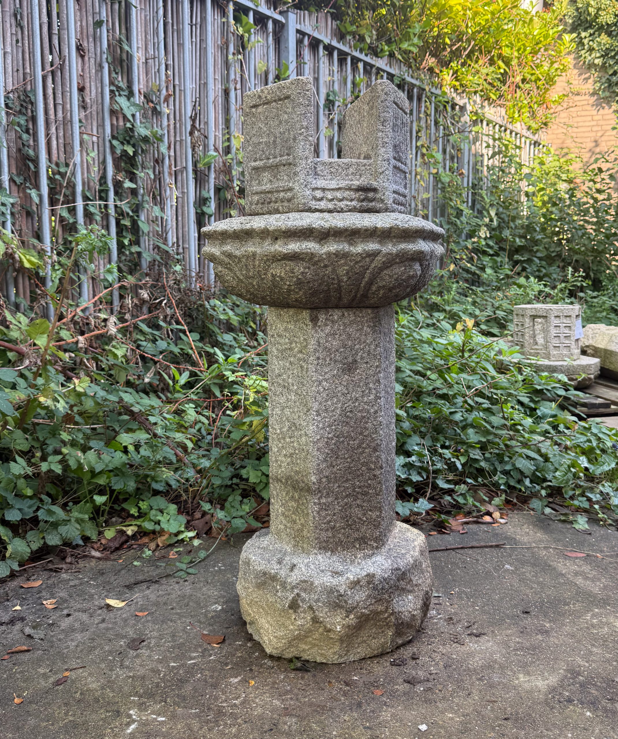 Five-part granite ‘buried’ garden lantern, known as Rokkaku ikekomi’dôrô - Image 6