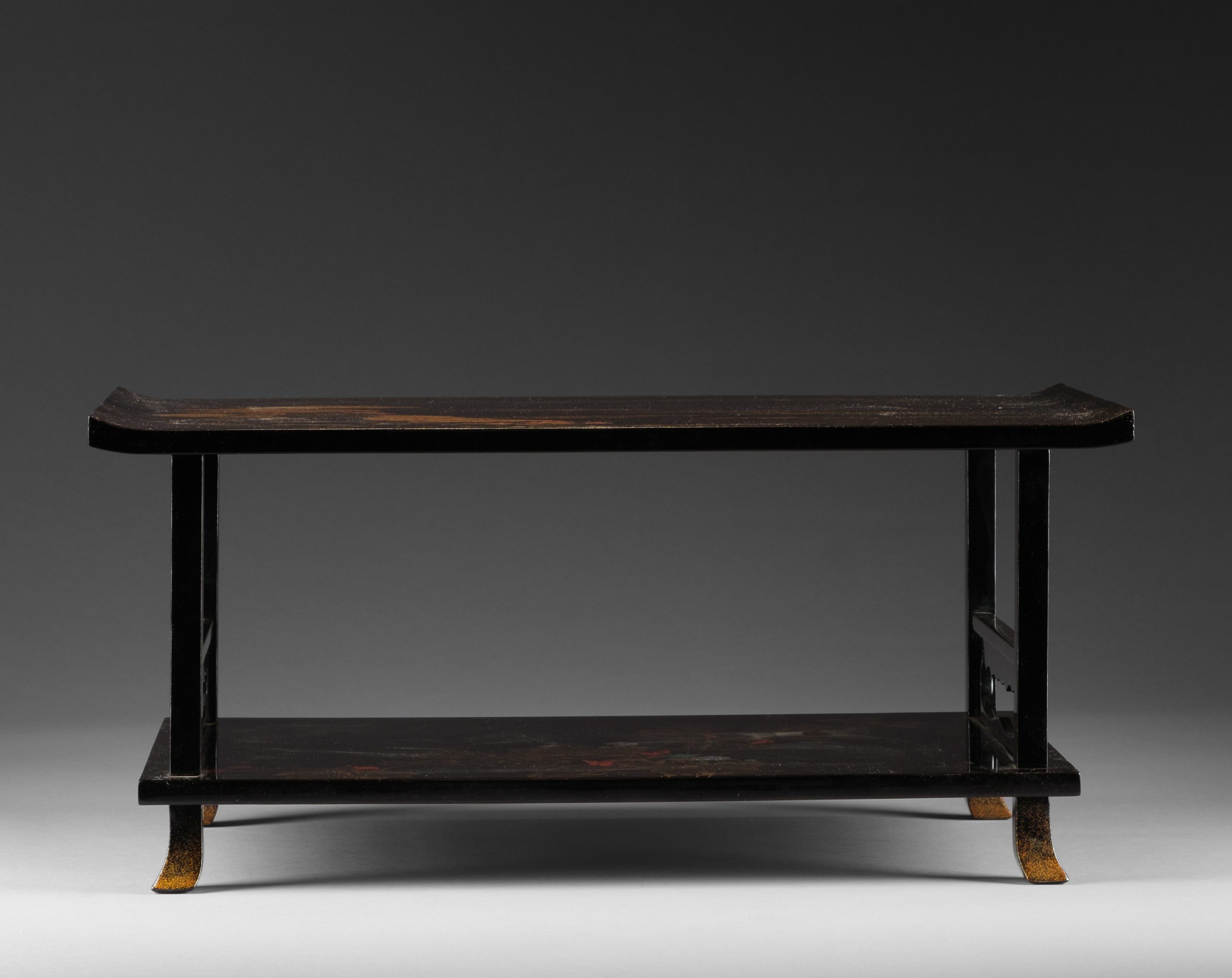 Wajima lacquer court table - Image 2