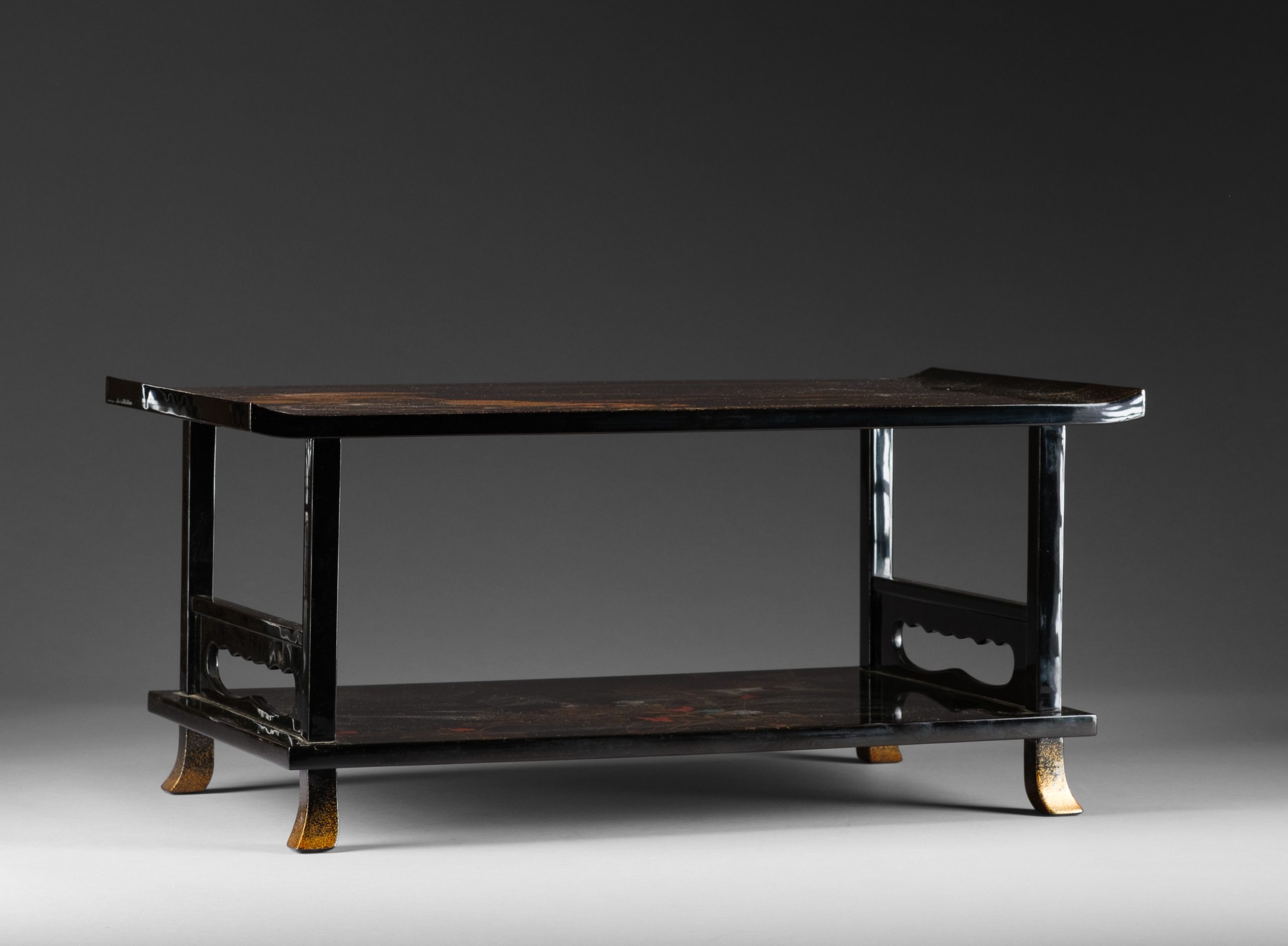 Wajima lacquer court table - Image 6