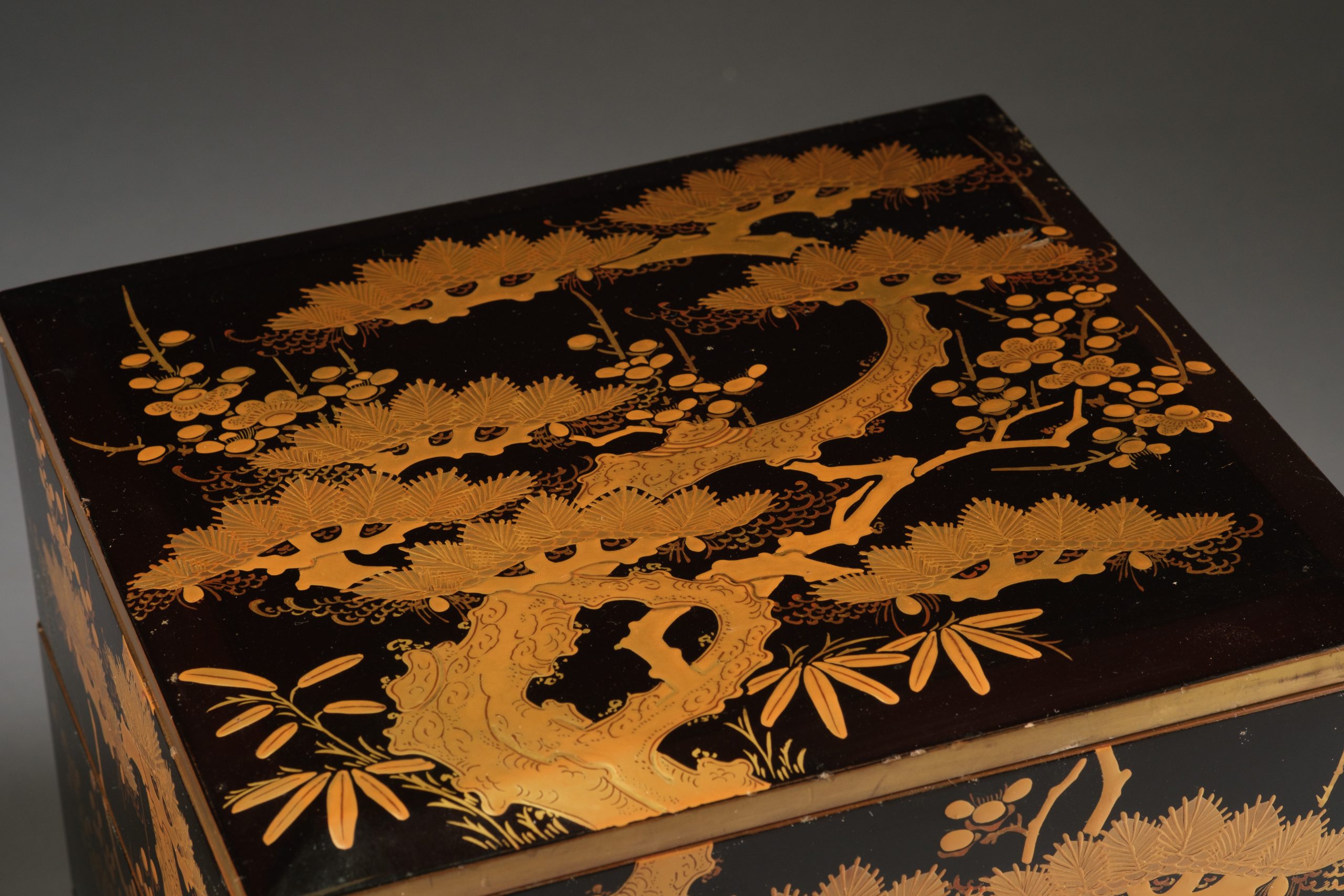 Five-tiered lacquer stacking food box 重箱 (jûbako) - Image 3