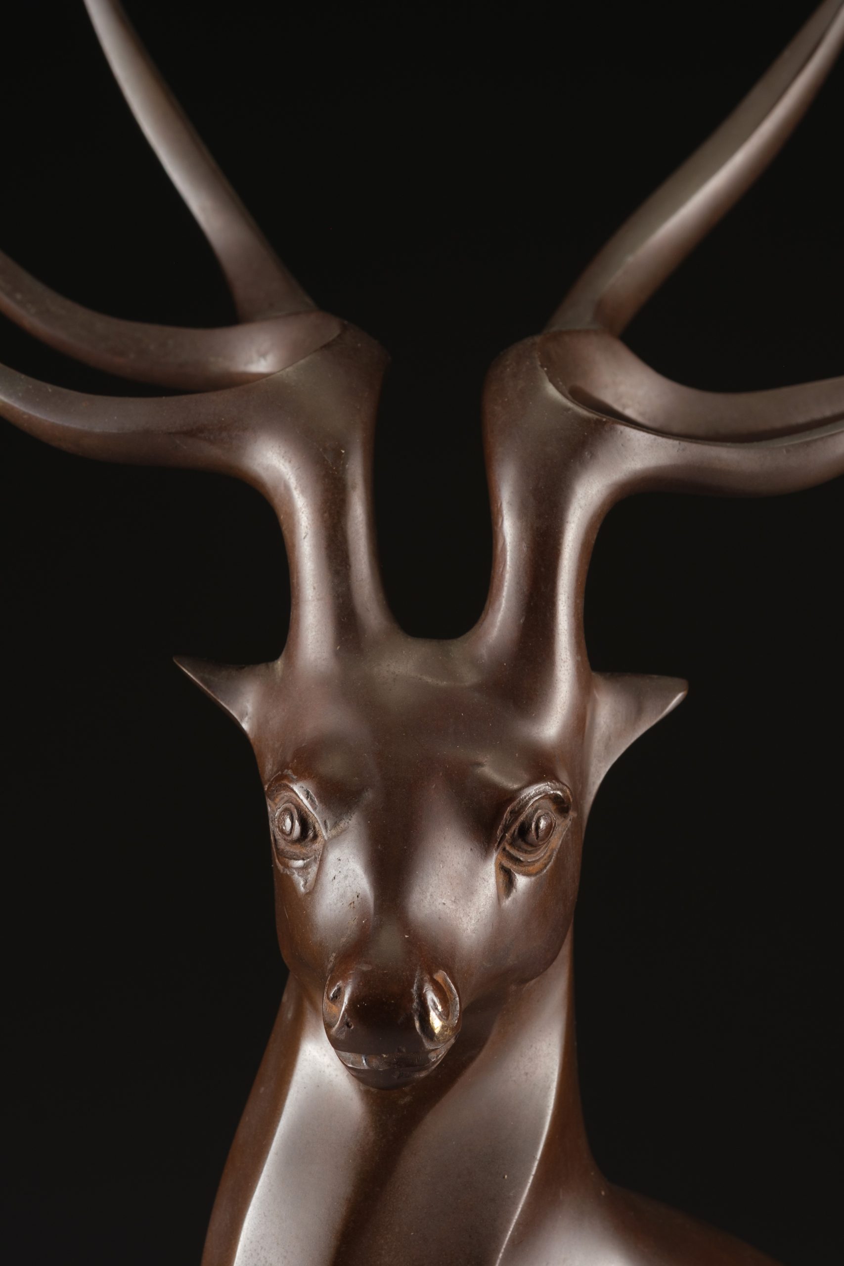 Bronze stag sculpture - Image 3