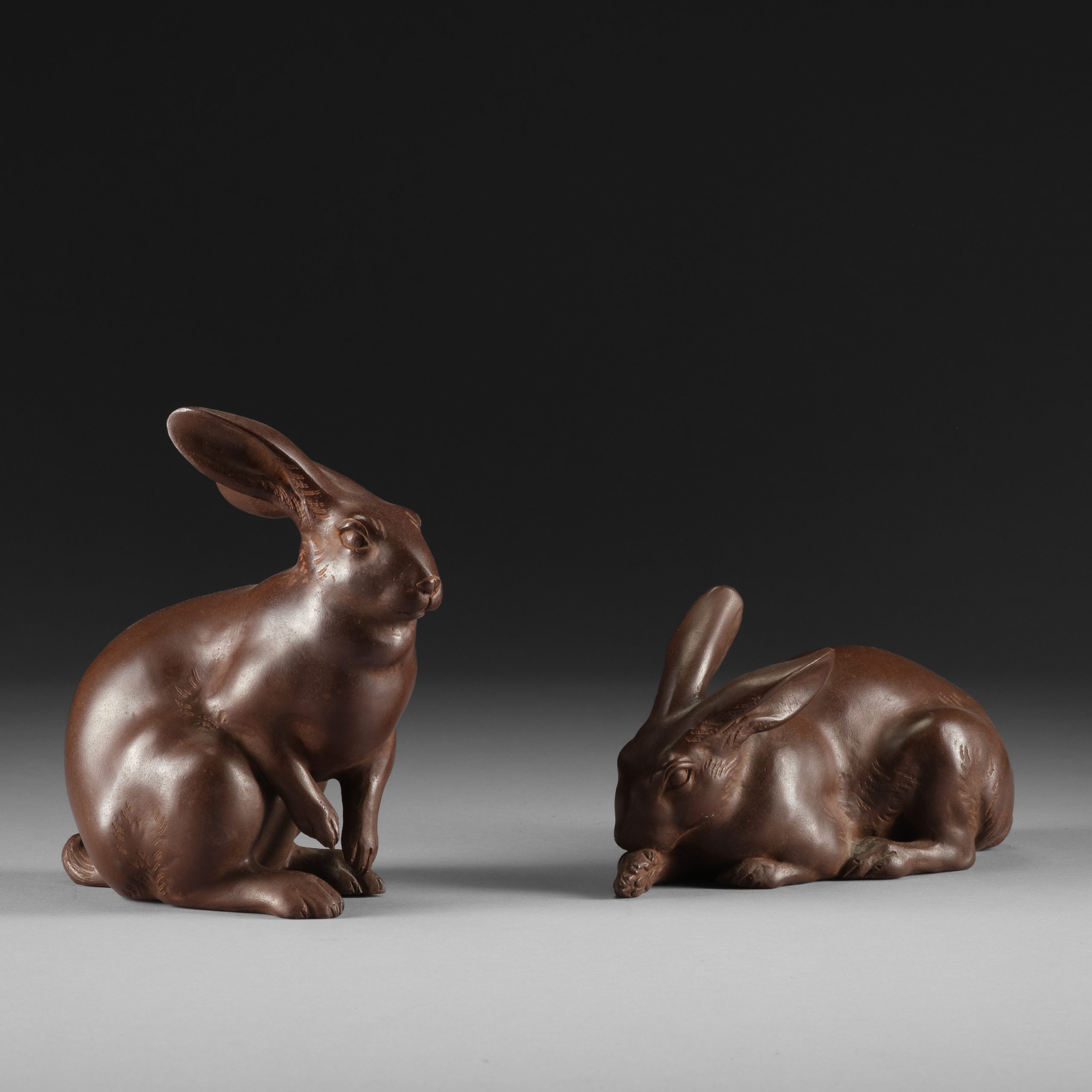 2 Bronze hare
