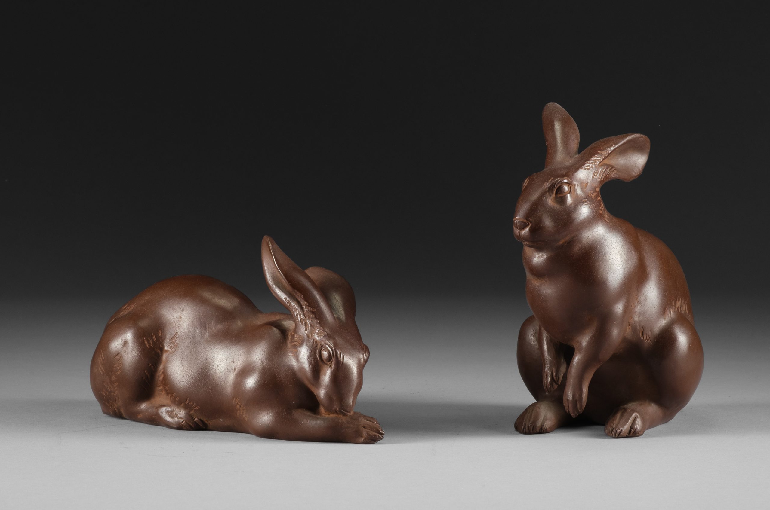 2 Bronze hare - Image 3