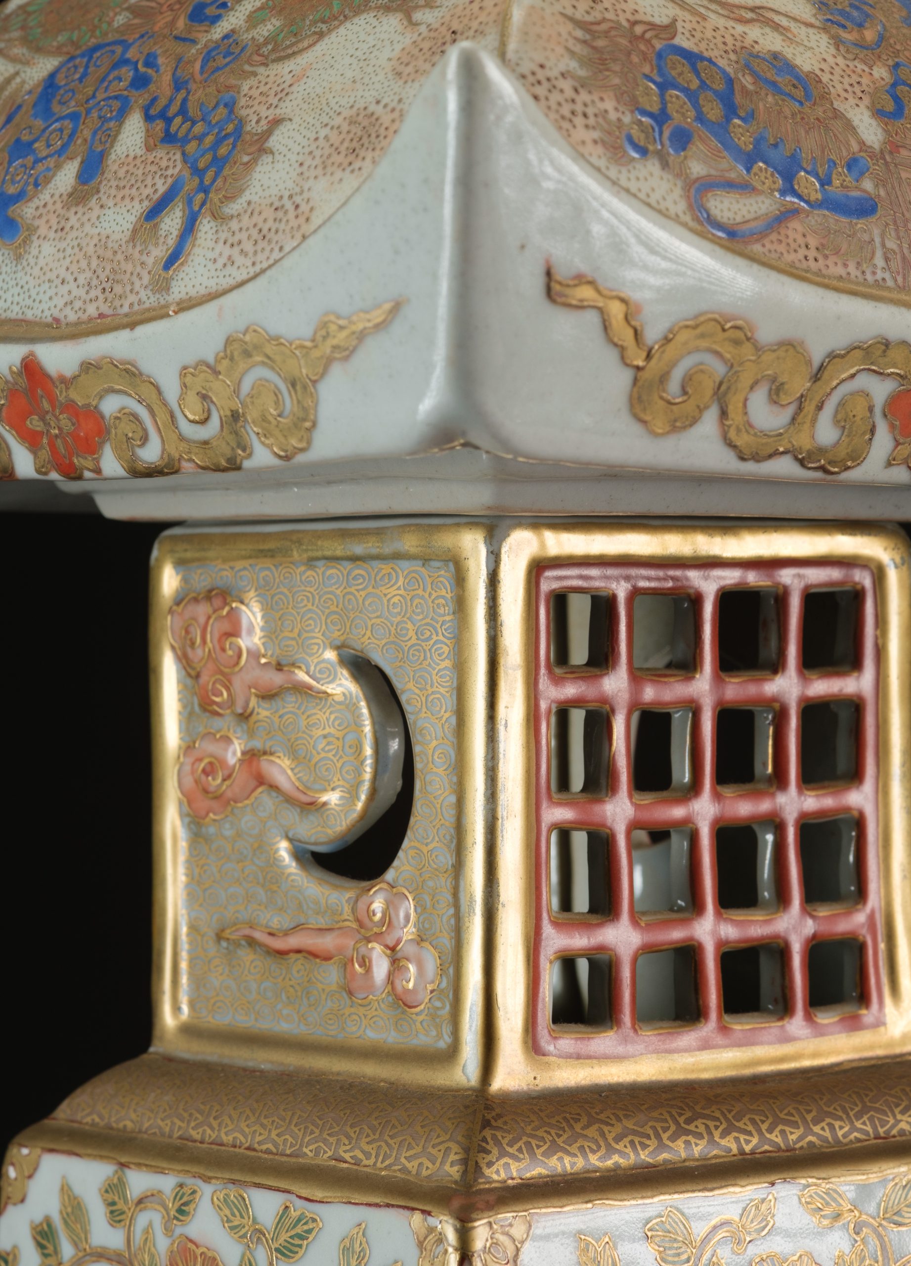 2-part Kutani porcelain lantern 燈籠 (tôrô) - Image 5