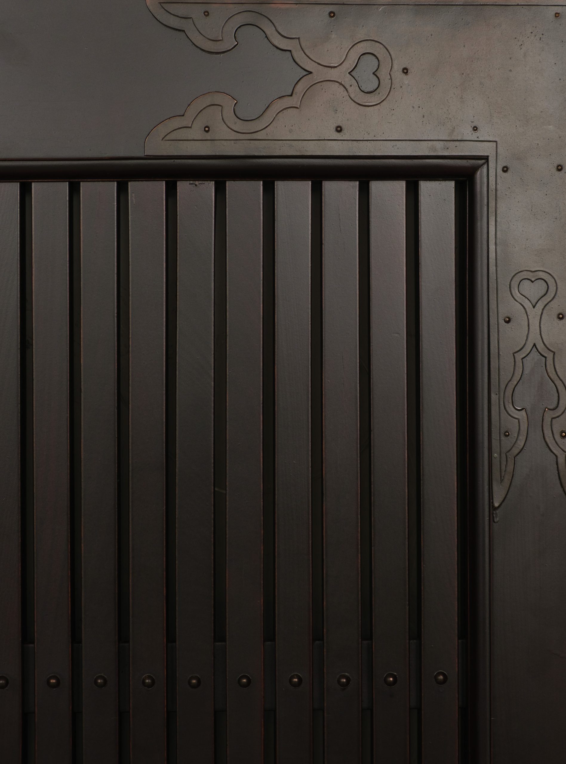 Antique storehouse door - Image 3