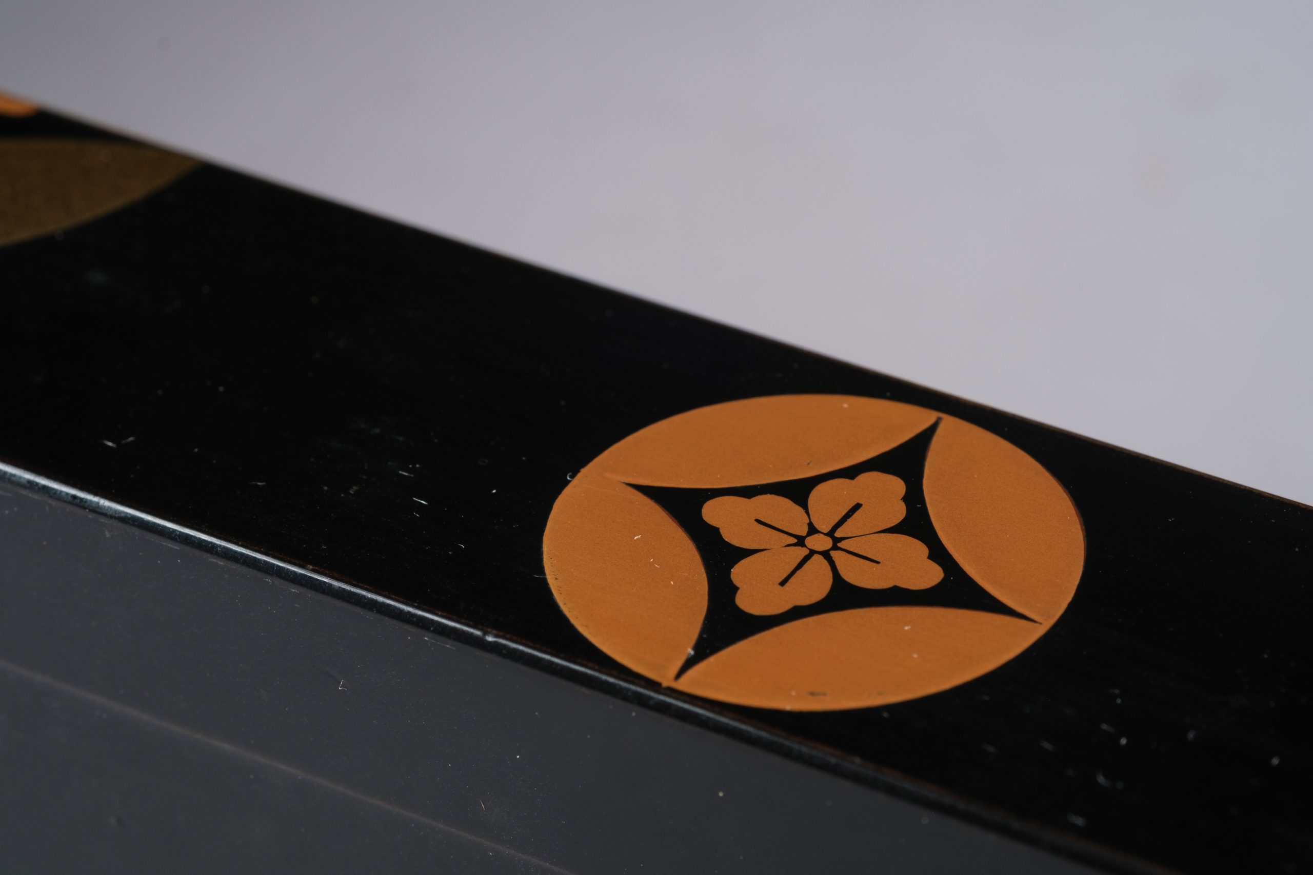 Robuchi 炉縁 (sunken hearth frame) - Image 3
