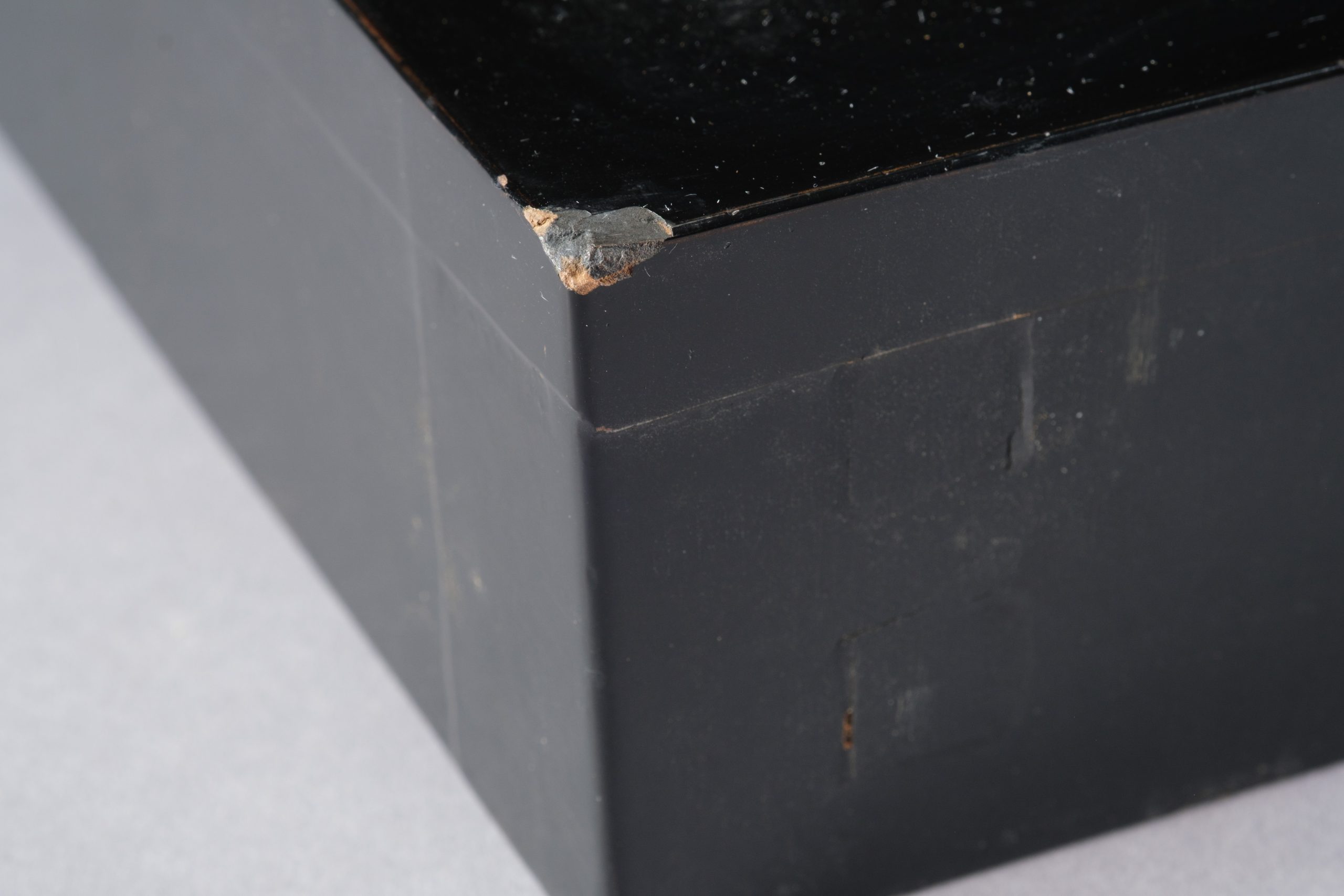 Robuchi 炉縁 (sunken hearth frame) - Image 5