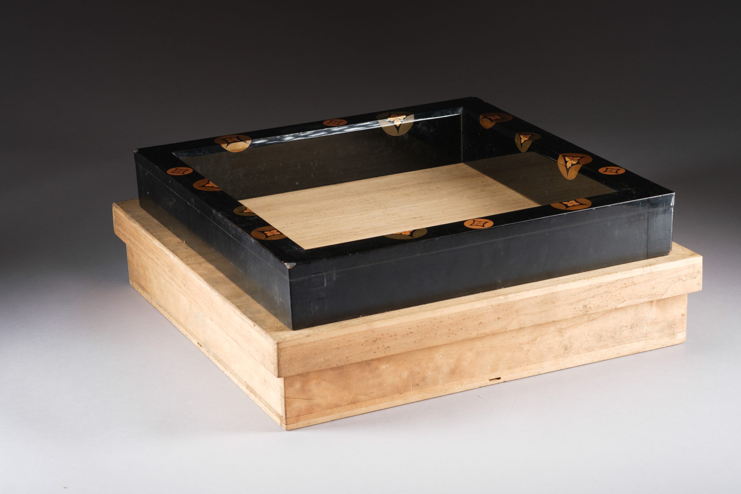 Robuchi 炉縁 (sunken hearth frame) - Image 6