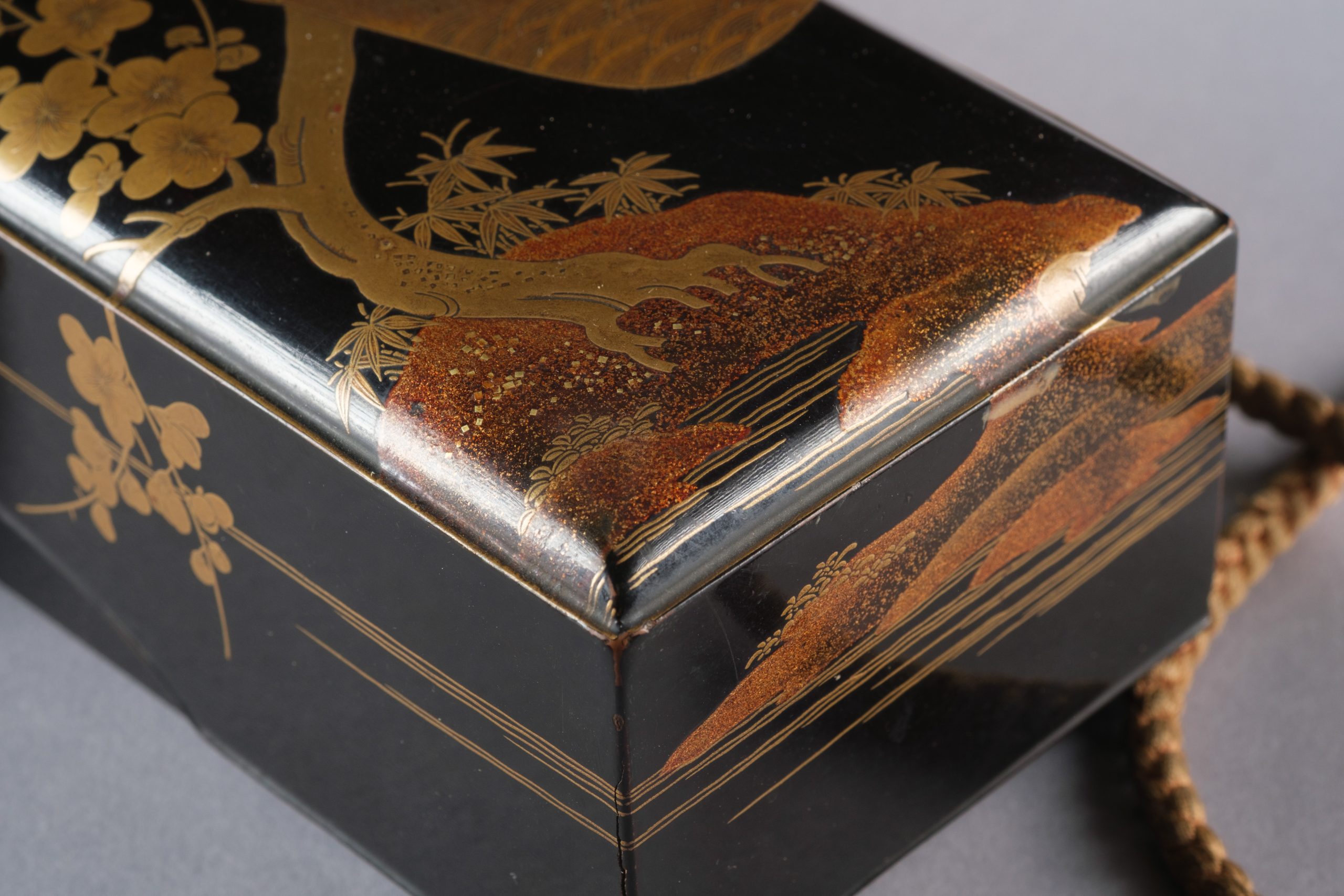 Lacquer fubako 文箱 (box for letters and papers) - Image 5